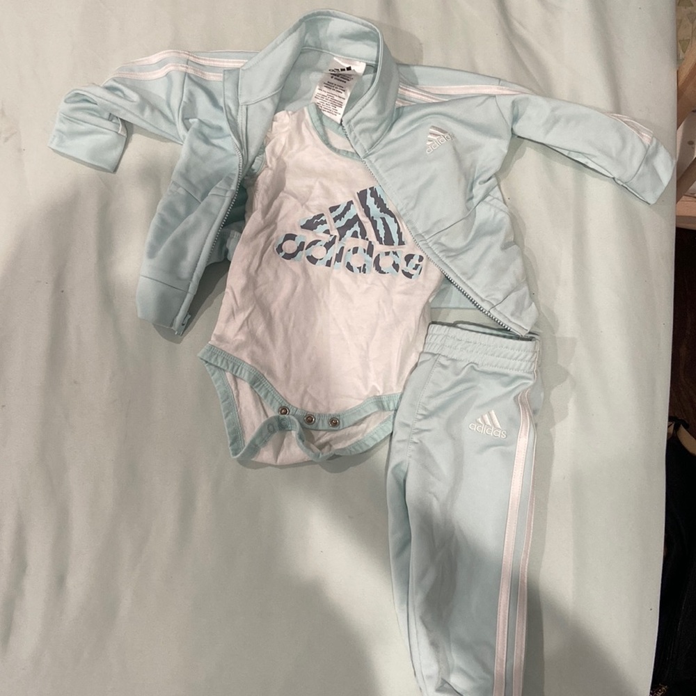 Adidas 3 piece set size 6 months